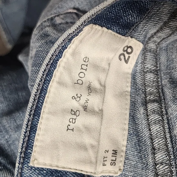 Rag & Bone Fit 2 Slim Denim Jeans in Utica, size 28